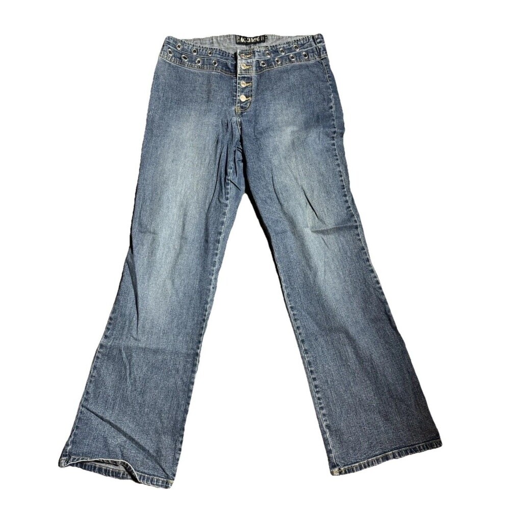 AC3998 Light Wash Denim Jeans Grommet Embellished Size 12 Y2K 2000s 90s